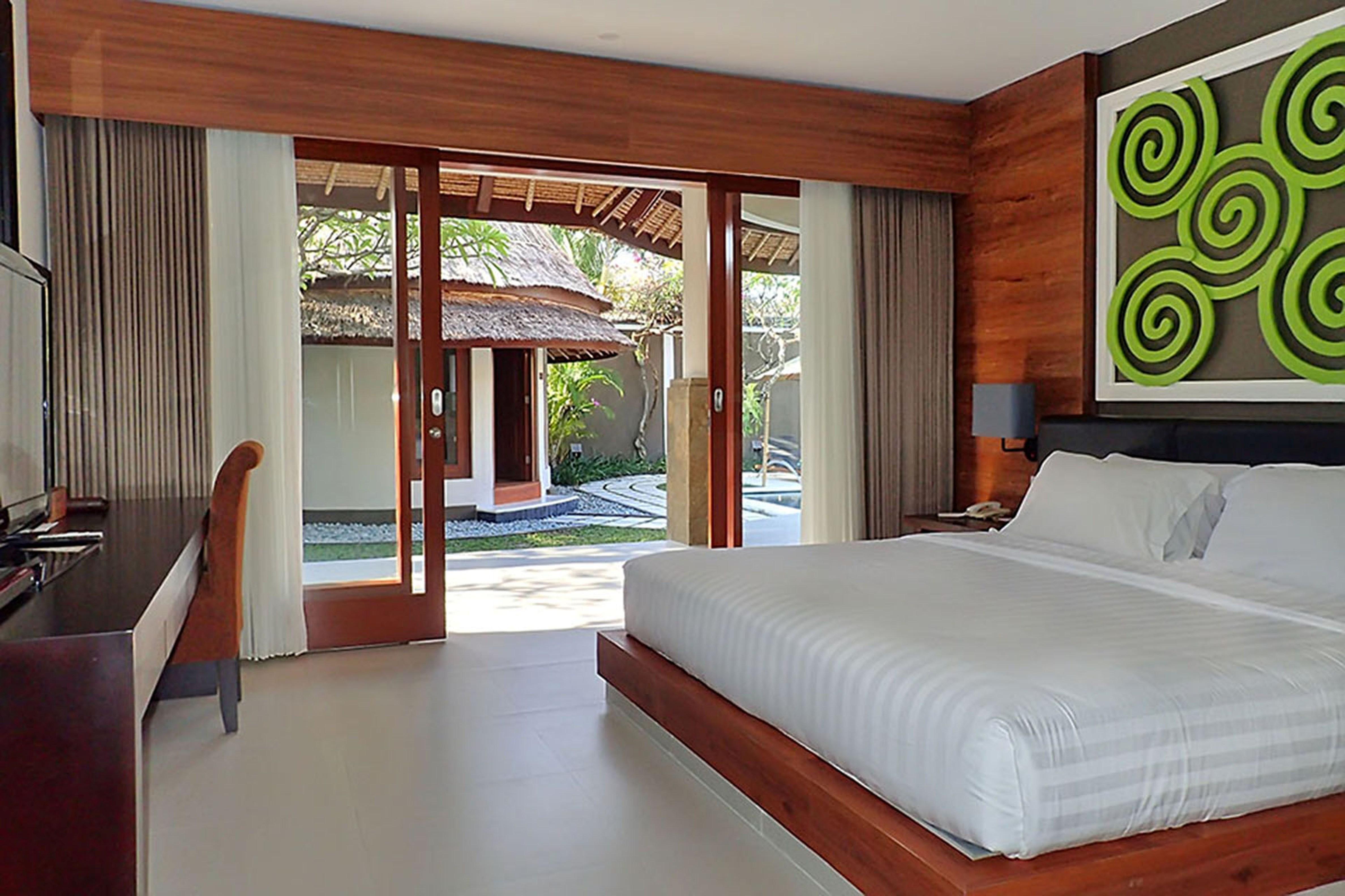 Mutiara Bali Boutique & Resor 4*