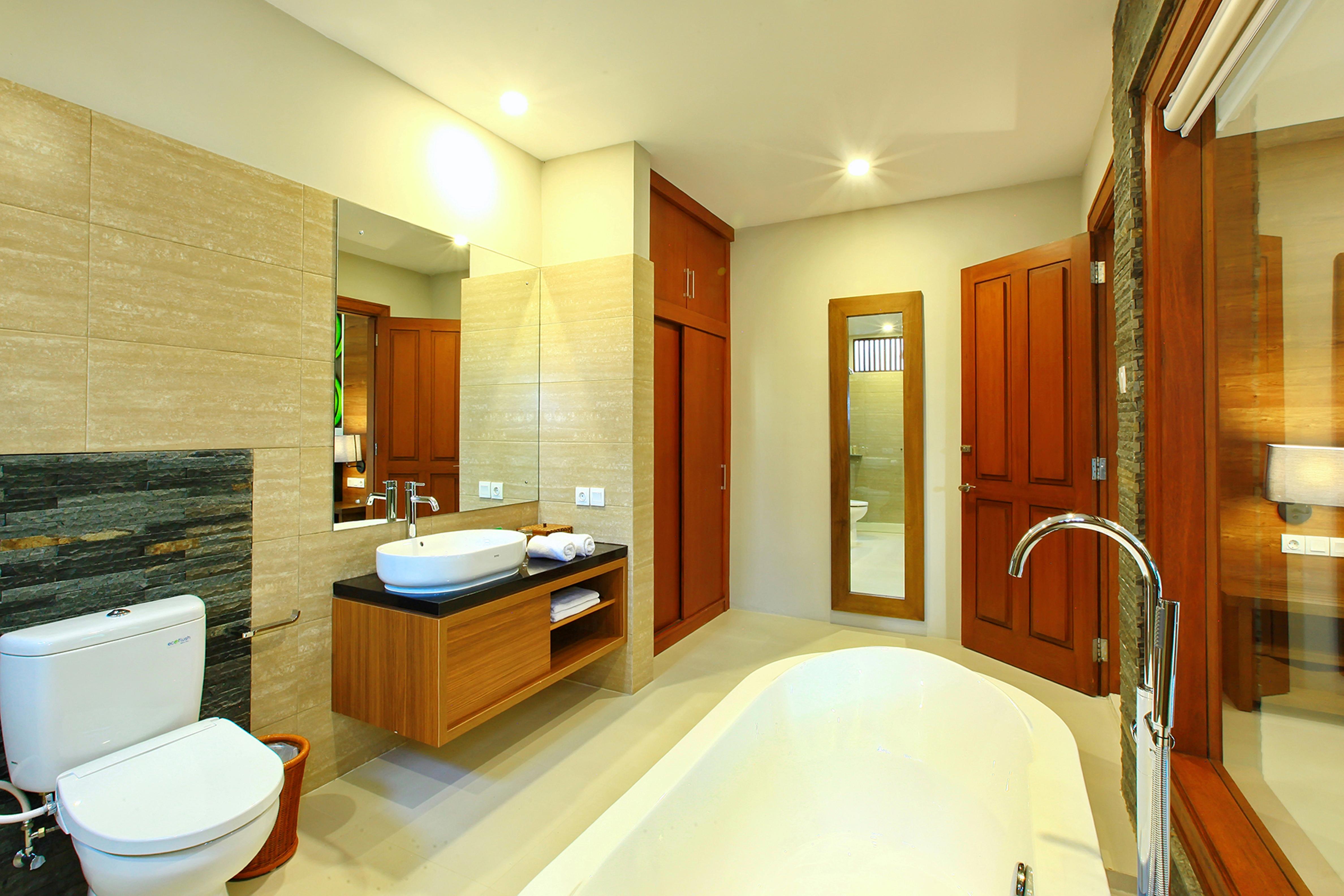 Mutiara Bali Boutique & Resor 4*